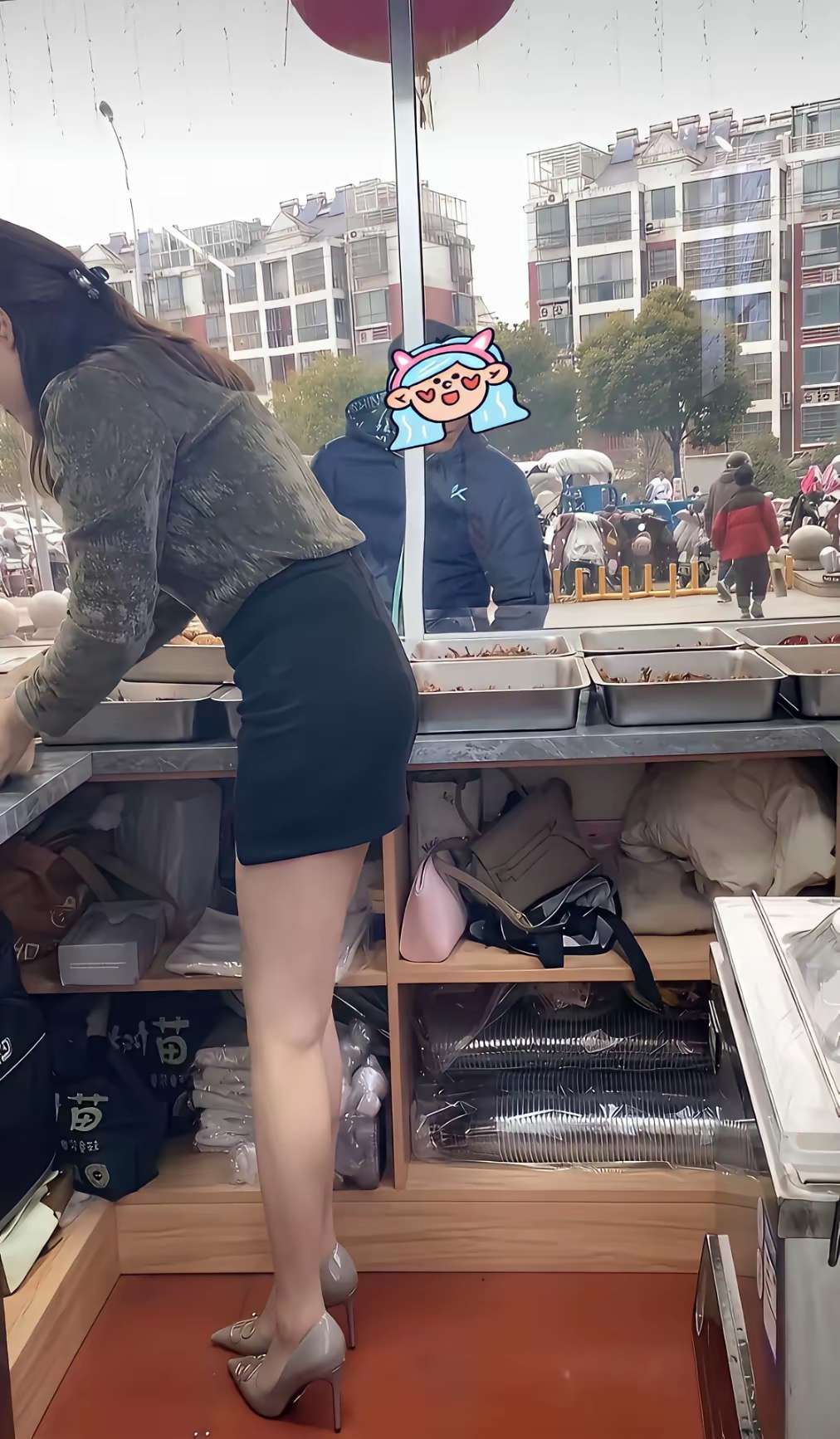 摆摊几个月了，生意确实比刚开始好多了。不过我还还本着初心，物美价廉，这样才能吸引