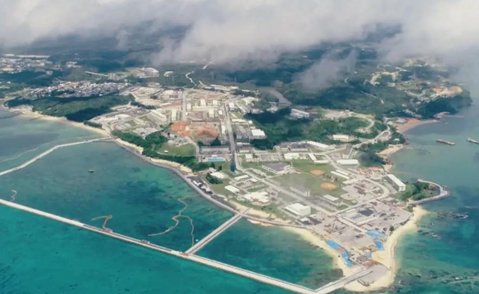 我一直以为我们解放军的铁拳会首先打台湾省，但最近越来越觉得我们海军的第一个铁拳方