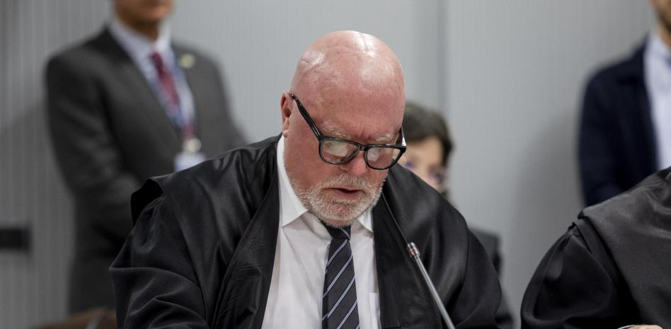 马德里省高院判定前西班牙警员诽谤老佛爷&皇马, 罚款2万欧