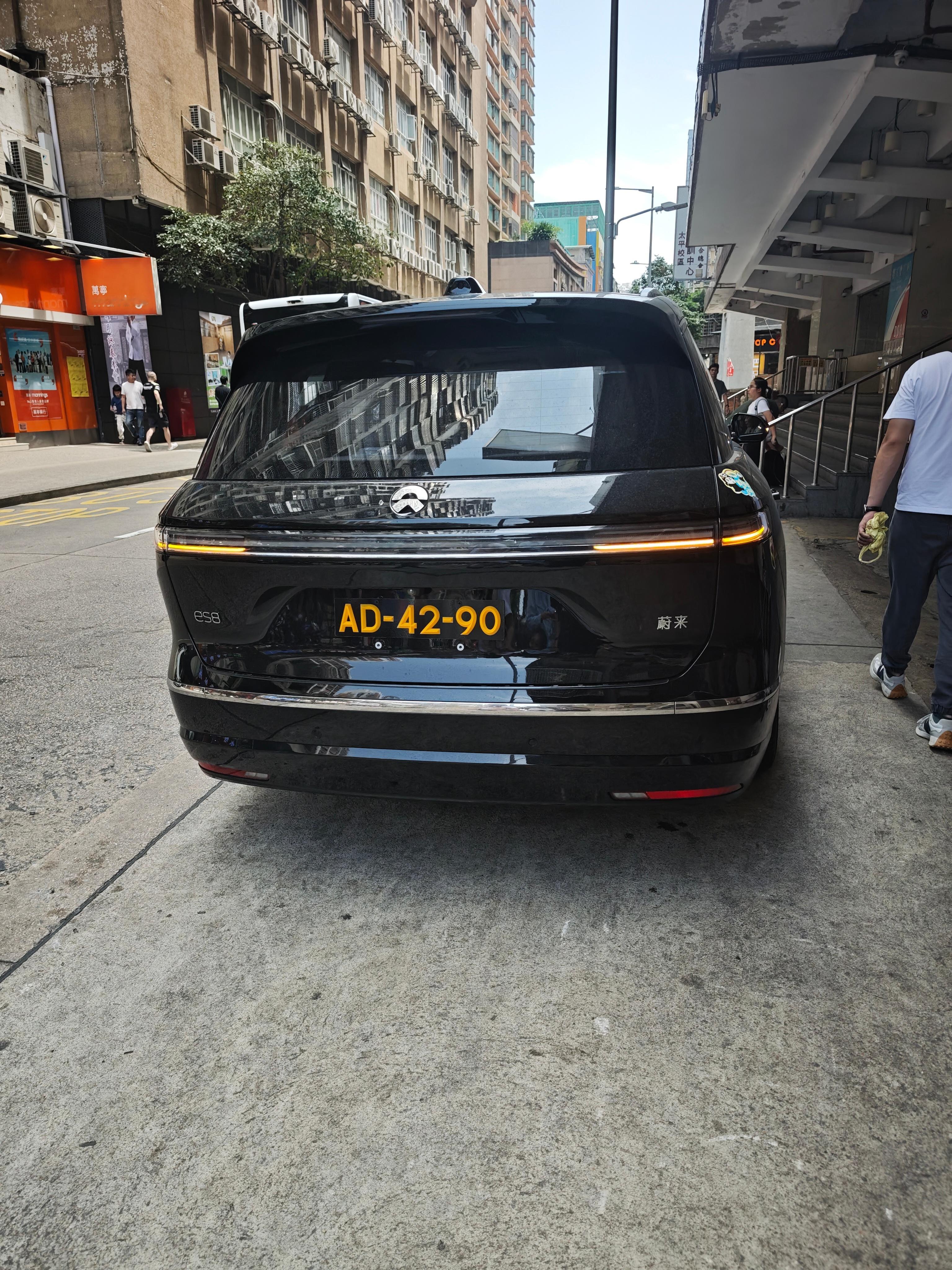 蔚来全新es8好的产品，自然会说话这寸土寸金的地方已开始跑新ES8了还是那个观点