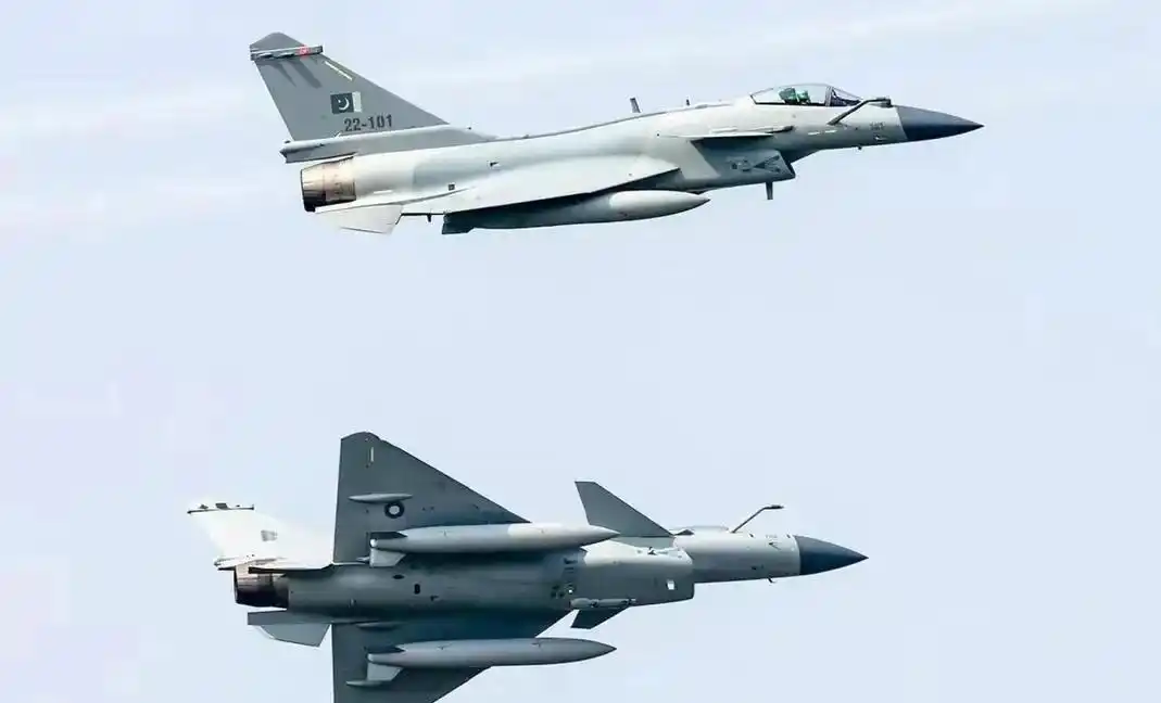 中国导弹打爆法国王牌竟成美俄情报盛宴？5月7日，印度空军突袭巴基斯坦边境，却