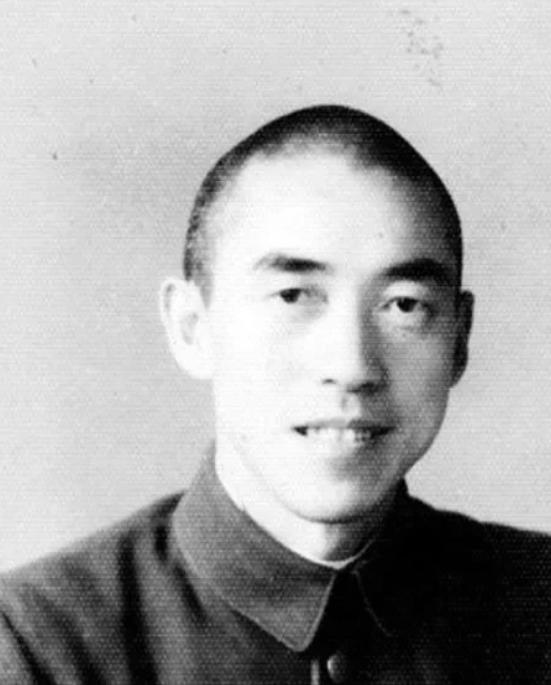 1949年5月27日，上海已经解放，刚刚“投诚”的国民党上海财政局