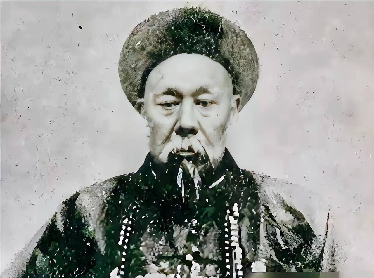 1901年，清廷下旨革去甘军统帅董福祥一切官职，永不叙用。董福祥对此非常不满，直