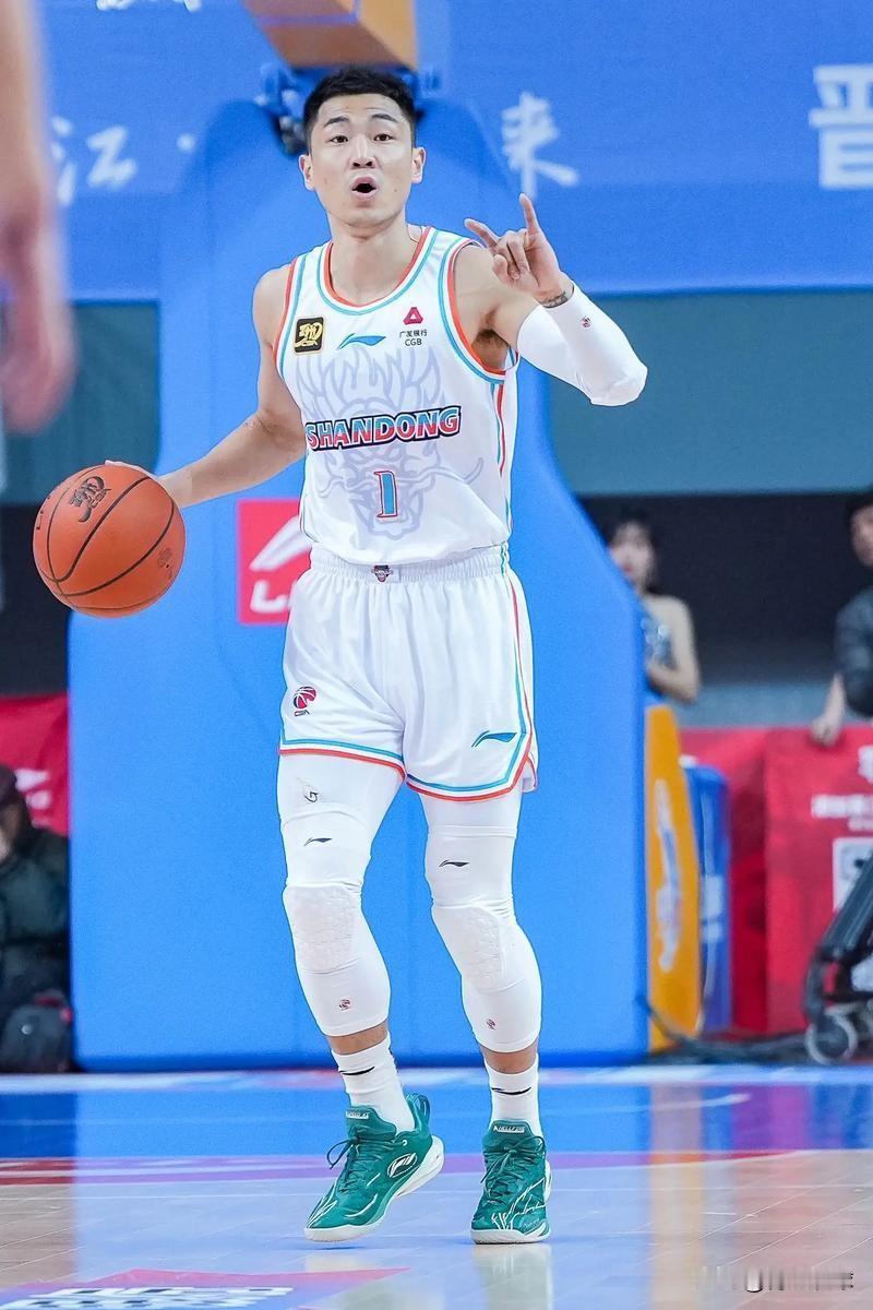 高诗岩关键罚球杀死比赛！山东99：95力克北京，看看球员数据，谁是赢球功臣？！