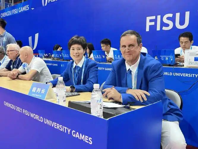 国际乒联裁判员裁判长委员会（URC）是全球乒乓球技术官员的最高管理机构，专门