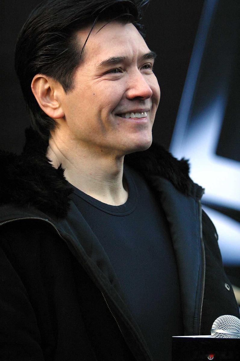 64岁费翔《封神2》路演哭崩：妈走了，我家空得能听见回声《封神2》宣传，费翔