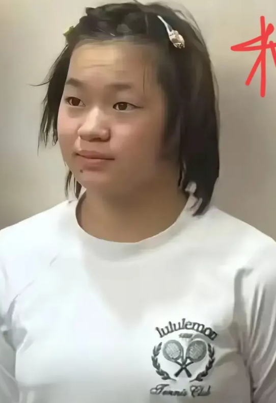 很多人说全红婵再也回不到从前了，说他胖了也懒了。有网友更是直言不讳说：她平时吃