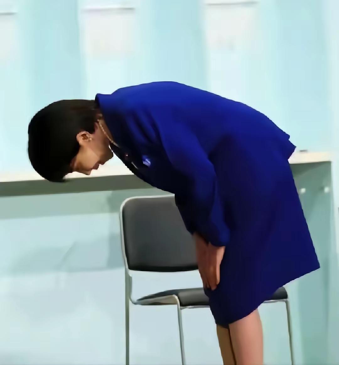 日本外务省高官今日访华，解释高市的言论，建议从这五个方面谈：第一、谈，大门敞开