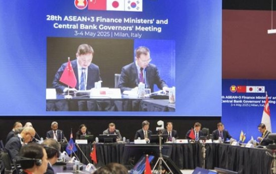 中国带头下13国达成共识对付美国，特朗普没想到：日本最积极