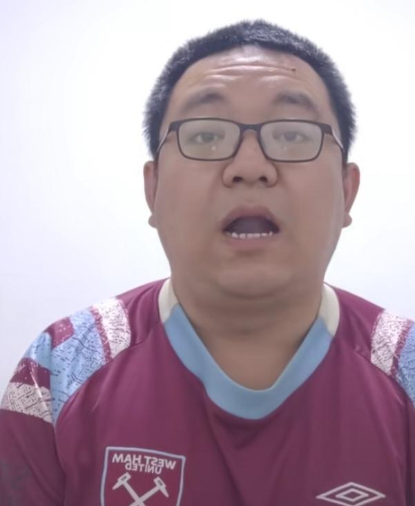 顾是沈阳人，今年最高兴的一场比赛是铁人输陕西两个球，是典型的铁人黑粉，高兴之后吐