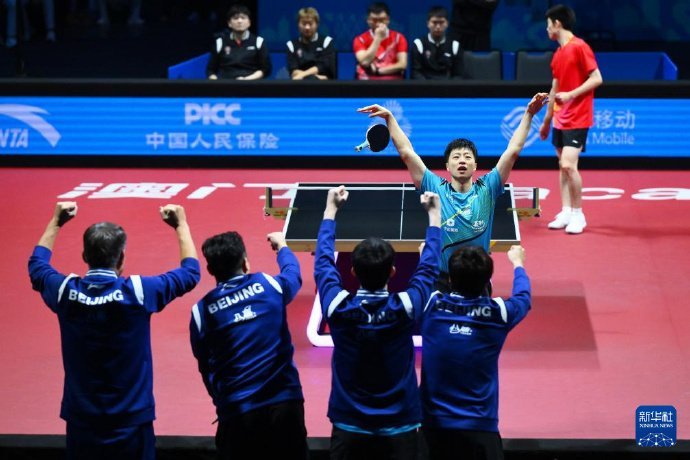 马龙的人生照片很多～摄影师也喜欢拍他～