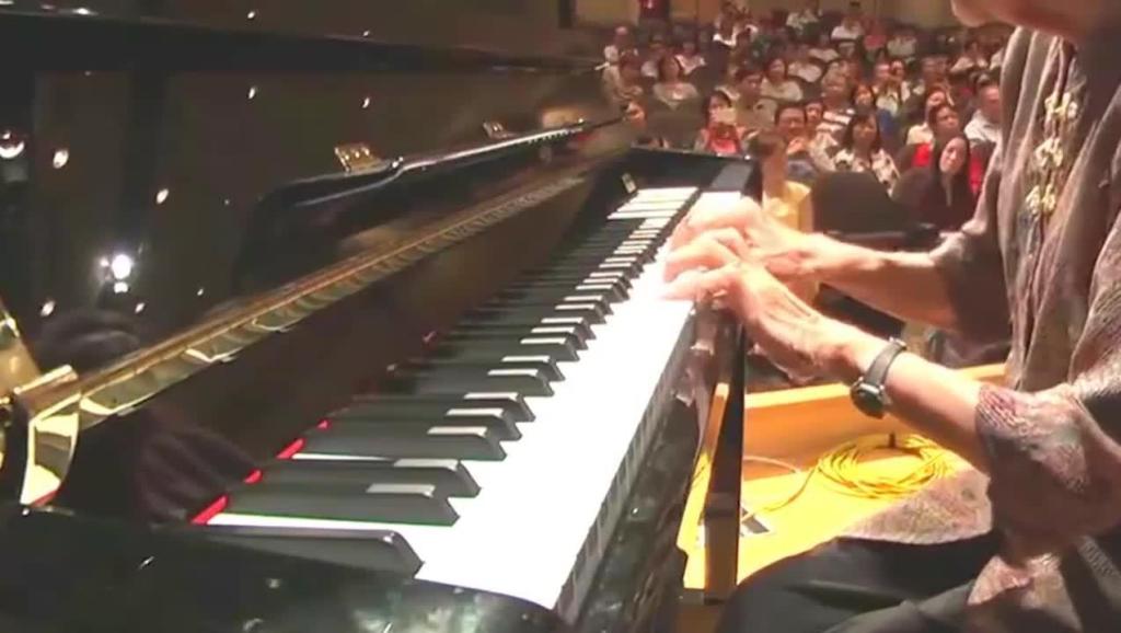 凉凉钢琴谱钢琴视频钢琴弹唱钢琴教程快90岁
