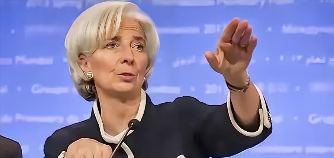 达沃斯晚宴掀骂战！欧洲当众受辱，中国无故躺枪达沃斯晚宴上，一场唇枪舌剑瞬间