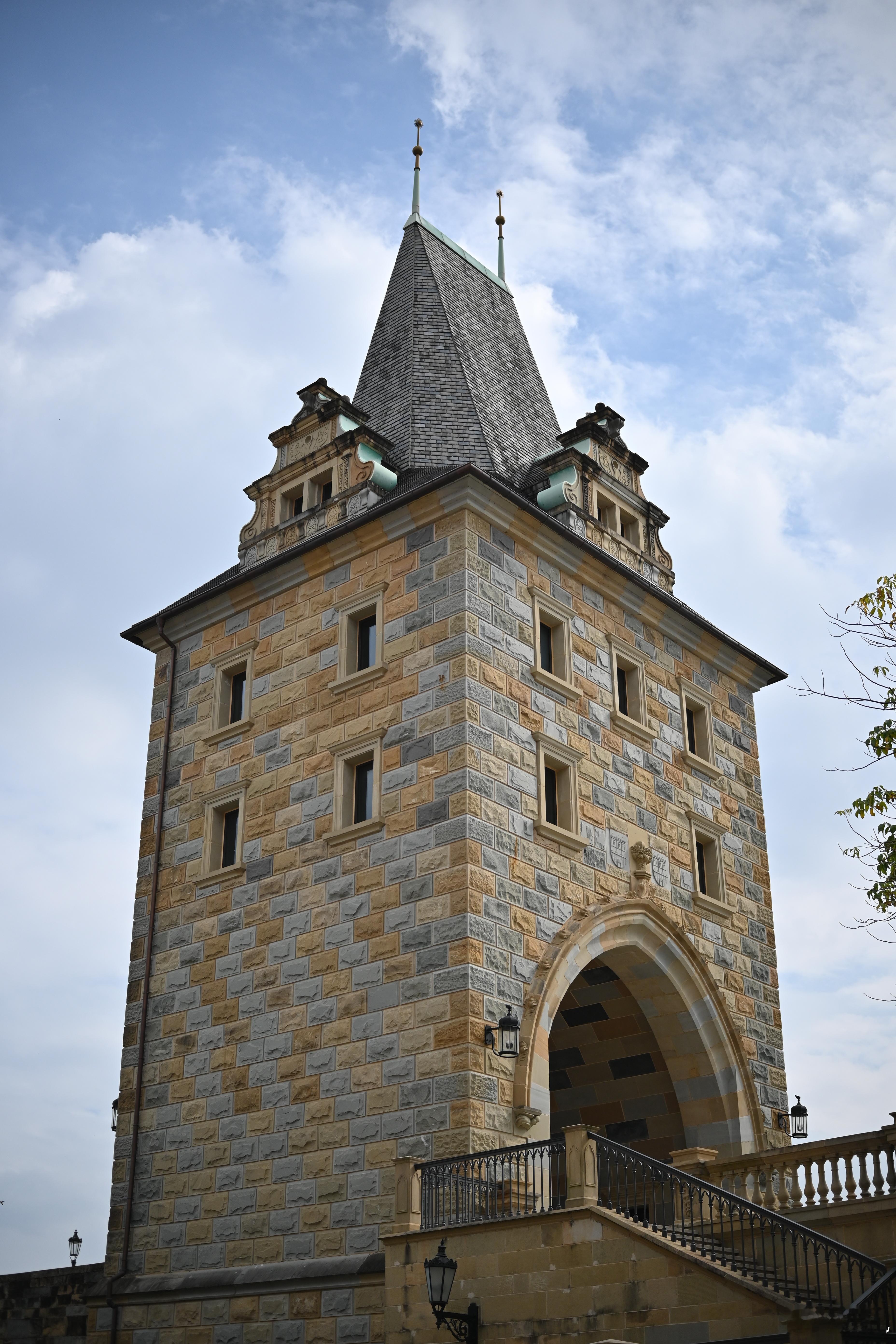 随手拍，猜猜我在哪儿？看一个大家伙