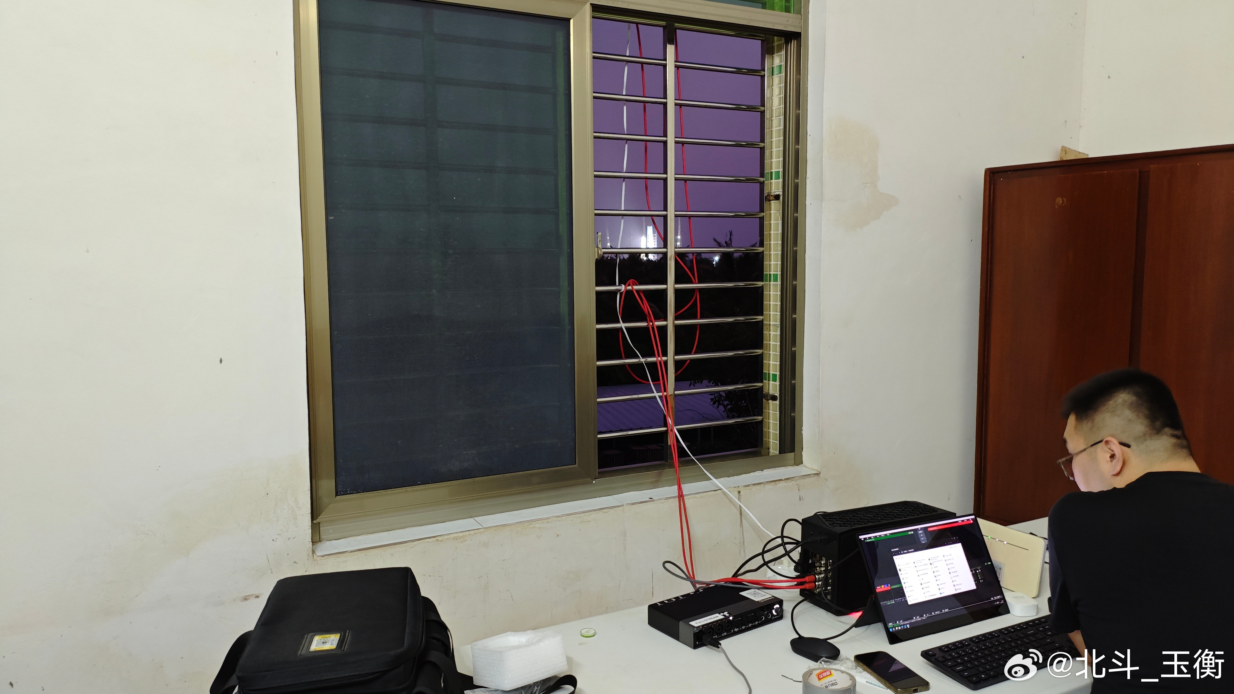 累死我了，搏斗了一天啊，现在还没完，午饭都没吃[哭哭][哭哭][哭哭][哭哭][哭哭]我想