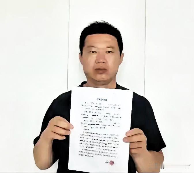 山东，男子和大儿子吵架，争执中，大儿子大喊一句“你不是我亲爹”，让男子警铃大作，