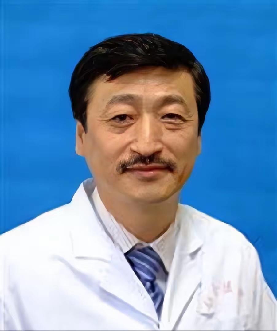 白衣岂容染尘？从骨科名医落马事件，看医德的底线与警醒。3.2亿现金堆成山，发霉