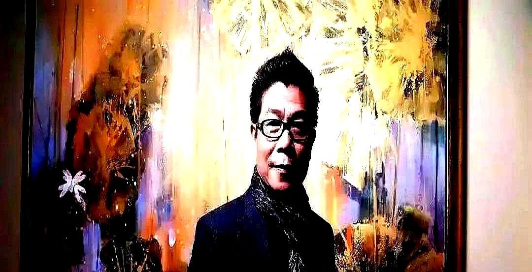 82亿窟窿，全压在吴京刘德华身上。账上现金扒拉干净，只剩几千万。外面欠了一