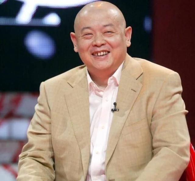 2005年，葛优带回家一个孩子，跟妻子说：以后这个孩子就咱的孩子了，妻子不解，听