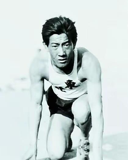 1932年，张学良赞助给刘长春8000大洋，让他去往洛杉矶参加奥运会