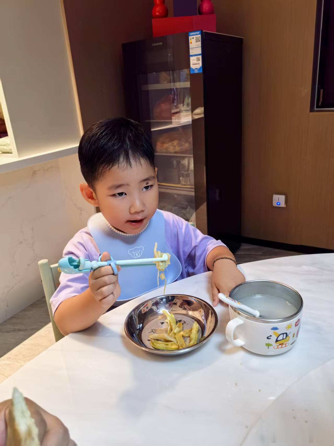 补血三重境界，四物汤是低级，归脾汤是中级，炙甘草汤才是高级！四物汤见血虚而补血，