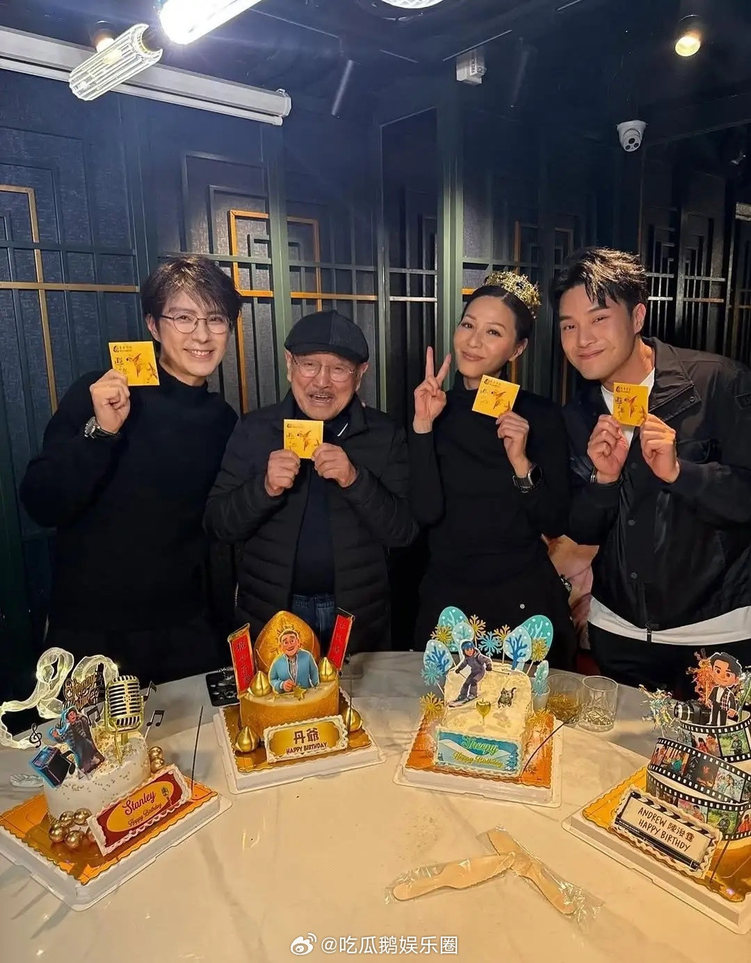 刘恺威的爸爸刘丹庆祝82岁生日，一帮大众熟悉的TVB演员为他买蛋糕庆生，彰显了他