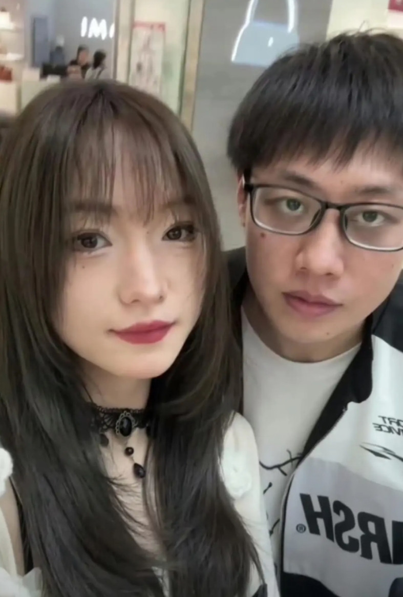 原来都是为了钱！男友开车出车祸，导致女友高位截瘫，网友建议女友直接打官司让男友