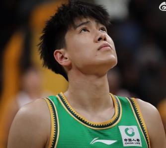 乌戈上一场要是给李虎翼点机会也不至于输青岛。这场乌戈终于不再迷信鄢手骐了，这场对