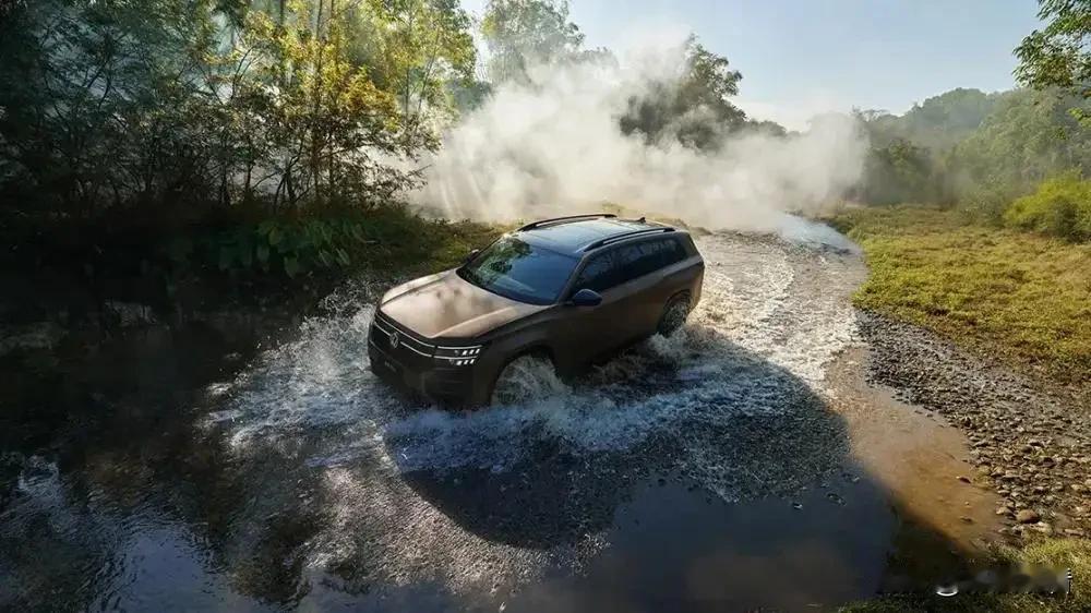 途昂Pro才是全家出行的理想神车！因为选家用SUV真的快把我头秃了，要么动力拉胯