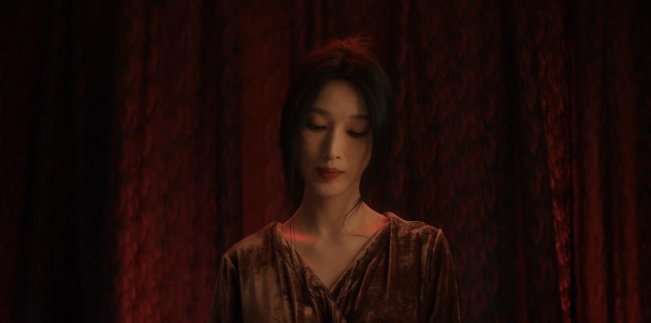 枭始终无法成为真正意义上的人，因为他们无法体会人类对生老病死的恐惧。某种意义