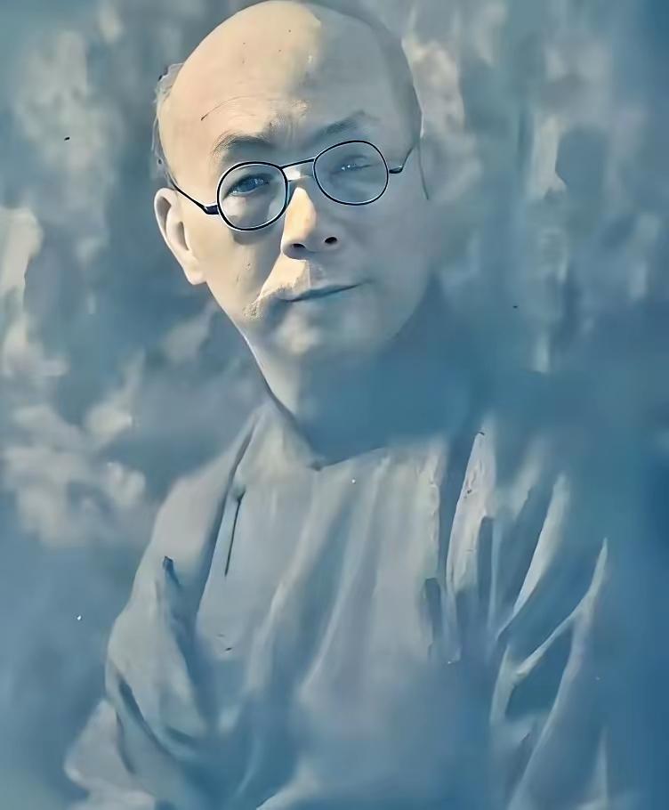 中国最大的汉奸是谁？他远比汪精卫更加可恨，要是没有他，日本连中国大门都进不了，在