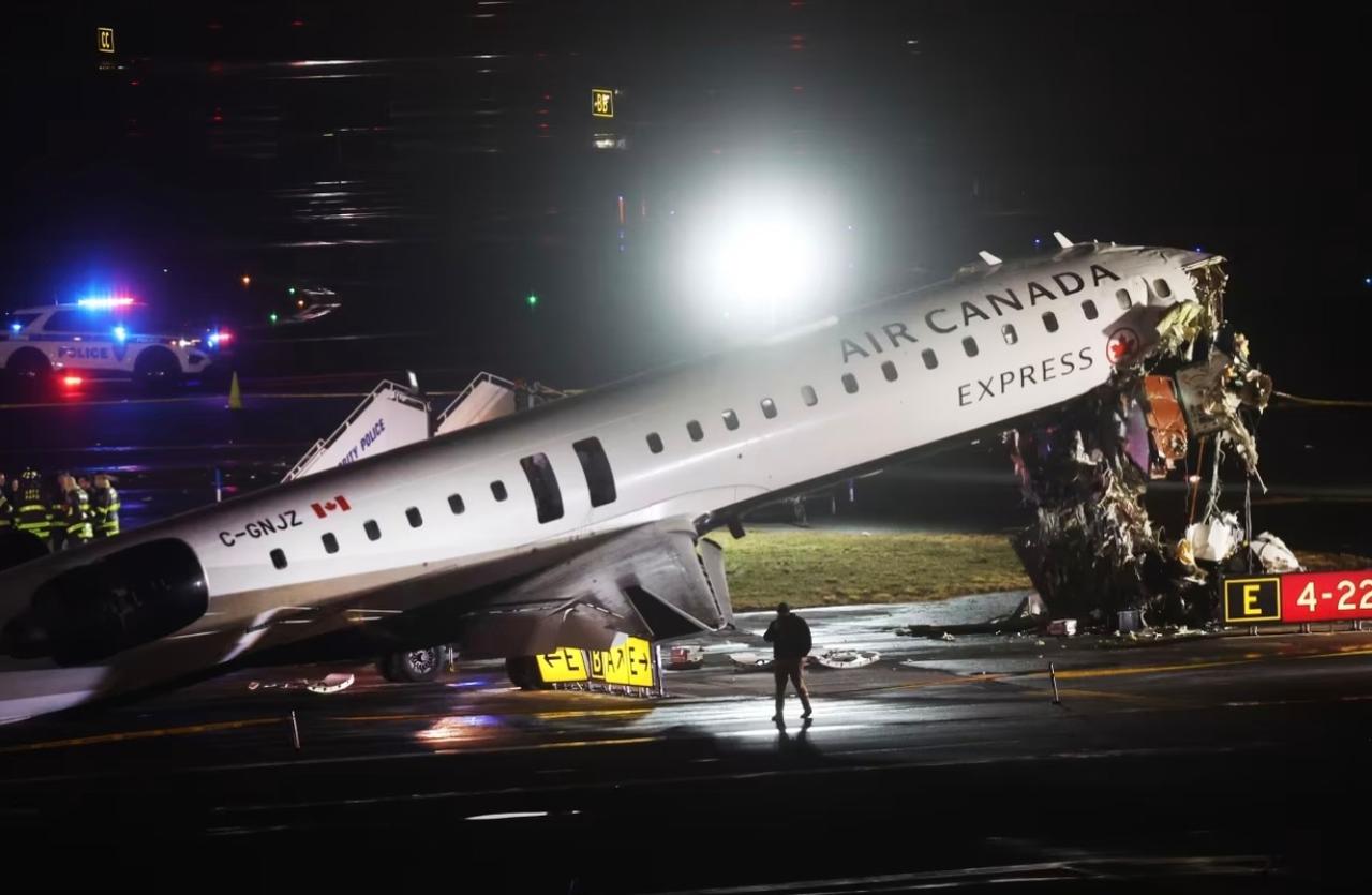 致命管制：3月22日拉瓜迪亚机场相撞事故，2名飞行员遇难当地时间2026年3