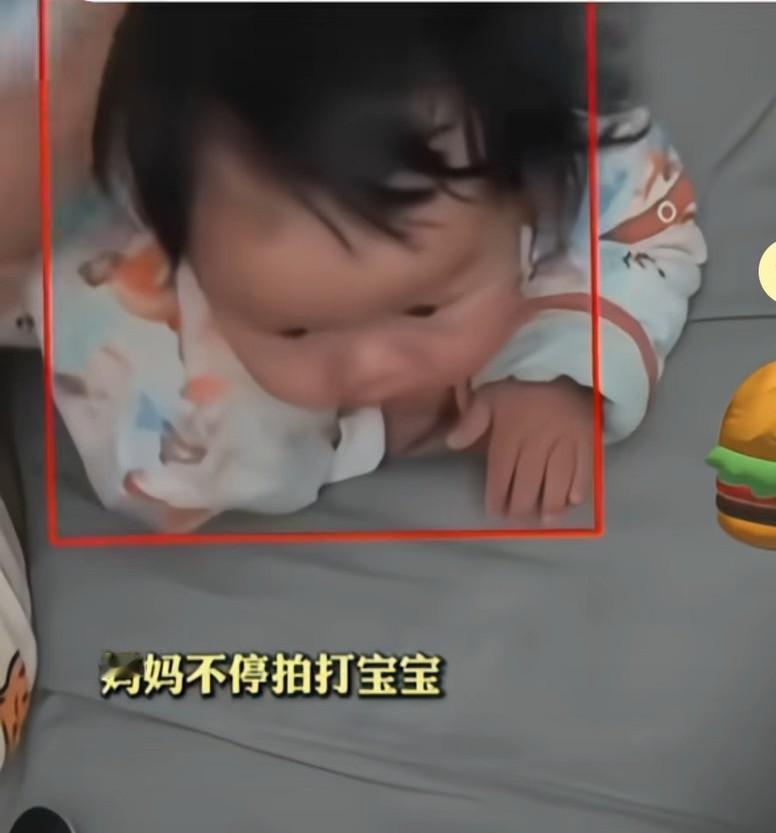 妈妈以为九个月孩子吐奶，于是给他拍背，拍打背部后竟吐出一枚图钉。天呀，这孩子到