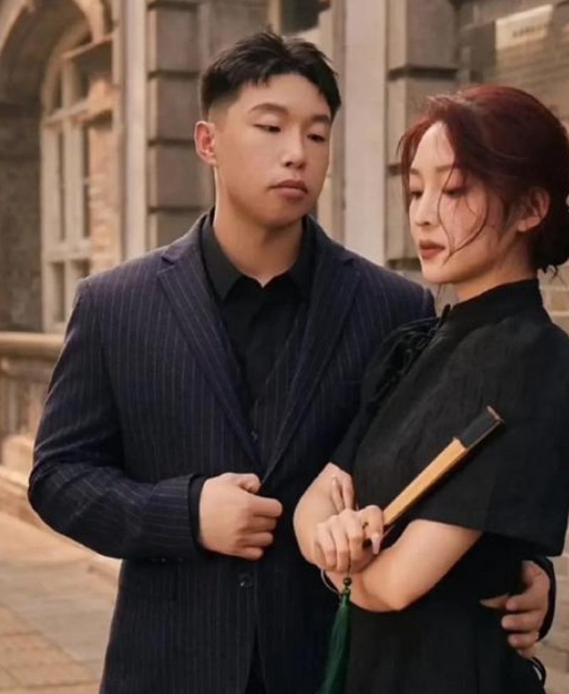 这话真的不夸张——烧饼（朱云峰）是典型“被相声耽误的实力派演员”，2026年凭