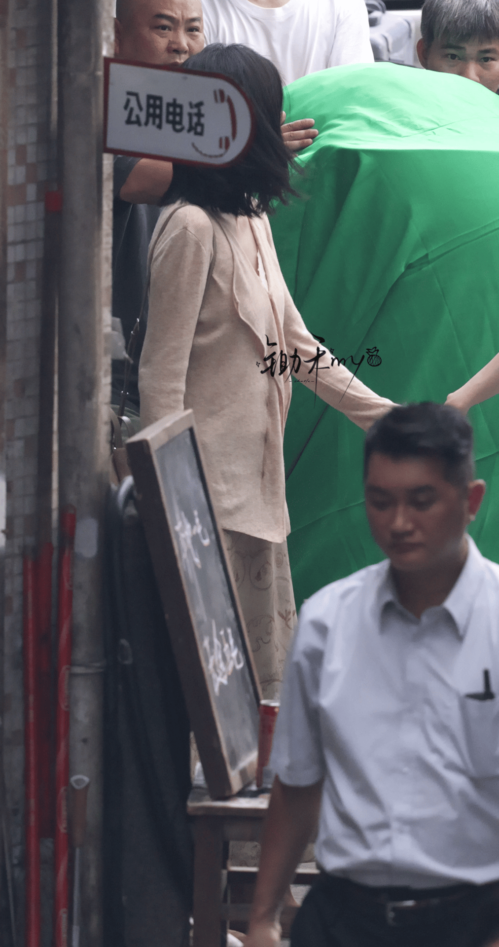 卧槽，白鹿被推了？