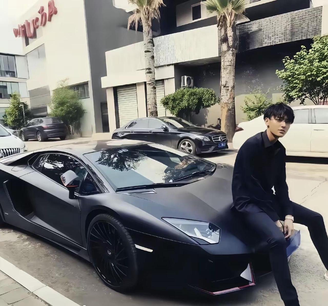我随意发挥你们拼命模仿