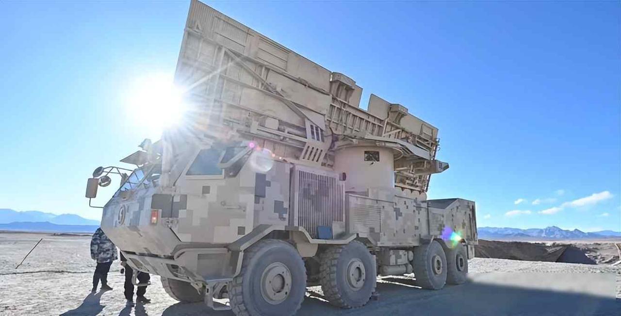 微波武器来了，无人机慌了，战争规则变了前几天看新闻说中国公布了一个叫“飓风3