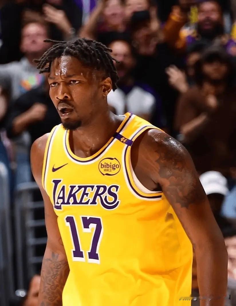 此前据TheAthletic记者DanWoike报道，据球队消息源透露，湖人