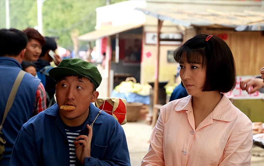 有一种演员，像空气。刷爆了《漫长的季节》，又钻进《南来北往》，现在连《大奉打更