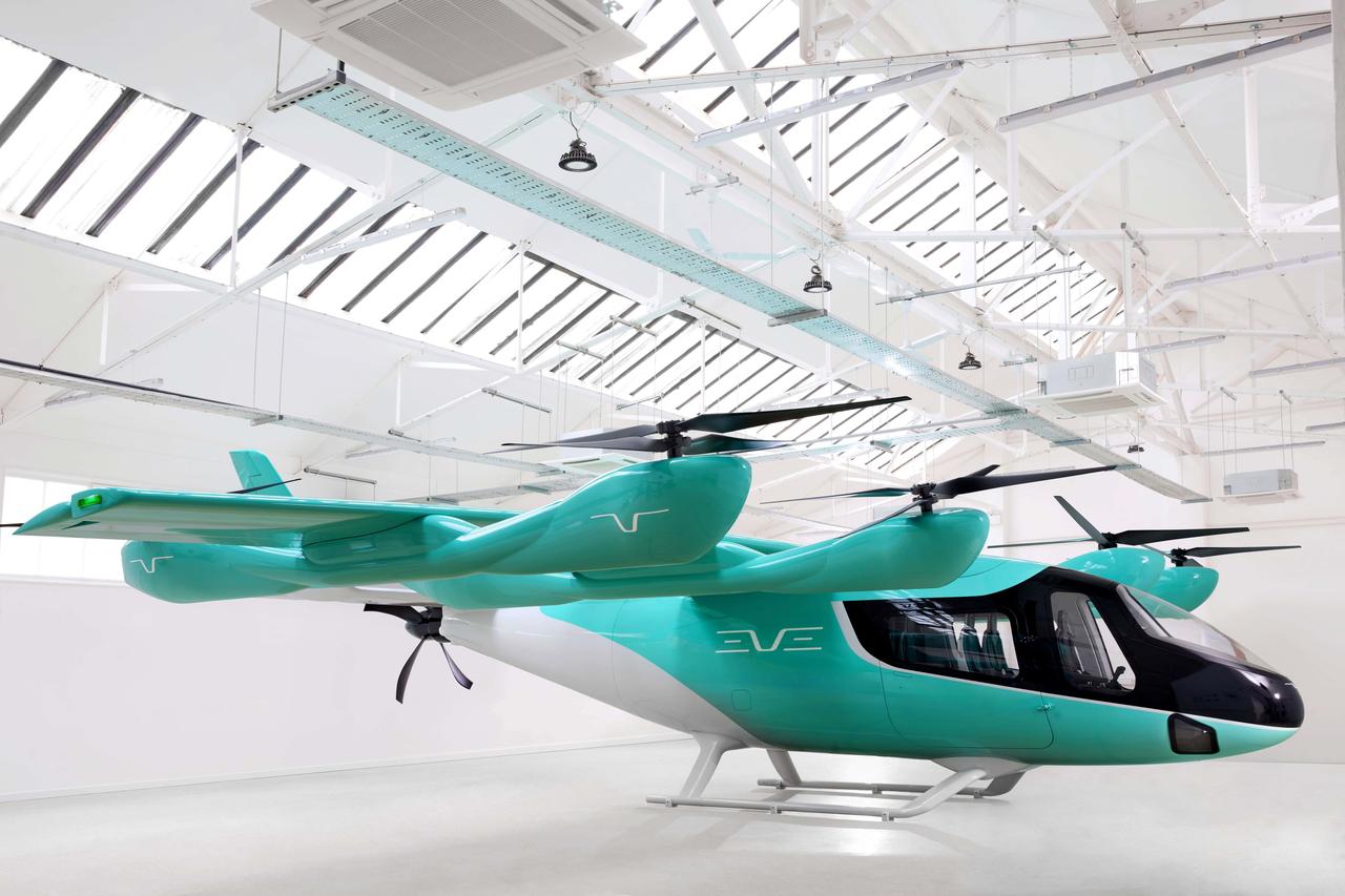 11月12日，巴航工业宣布，将携新KC-390验证机参加迪拜航展。此外，E195