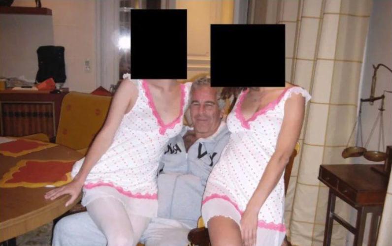 欧美火速统一口径：爱泼斯坦是在俄特工帮助下，安装的隐藏摄像头！英国《电讯报》