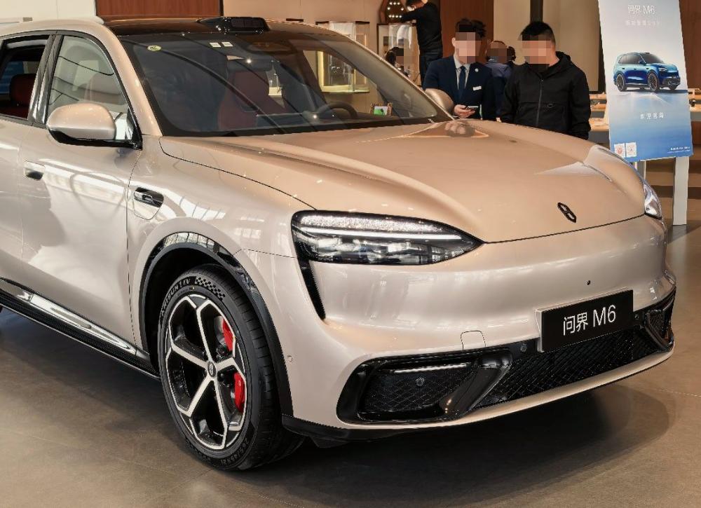 问界M6香不香？东北老铁唠实嗑今天聊聊问界M6这台车最吸引我的是啥！先说说颜