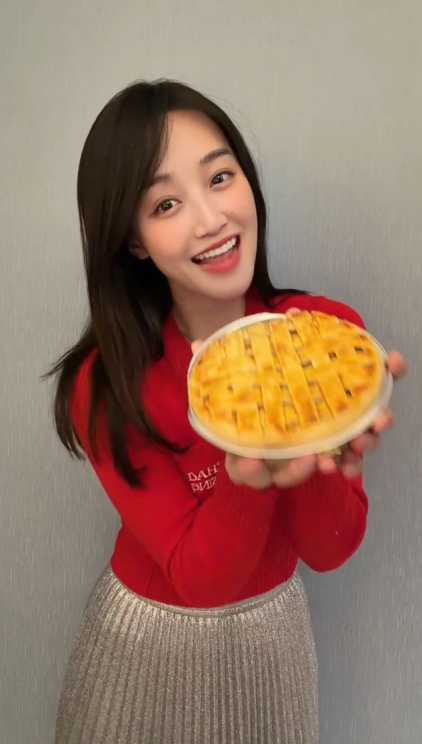 乔式兄妹的苹果派售后好及时，剧里剧外都被这对兄妹感动到了