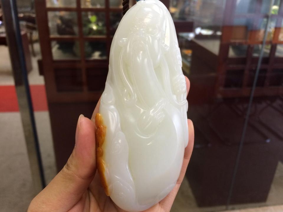 和田玉价值谁也说不好大批量和田玉把件让大家饱 ...
