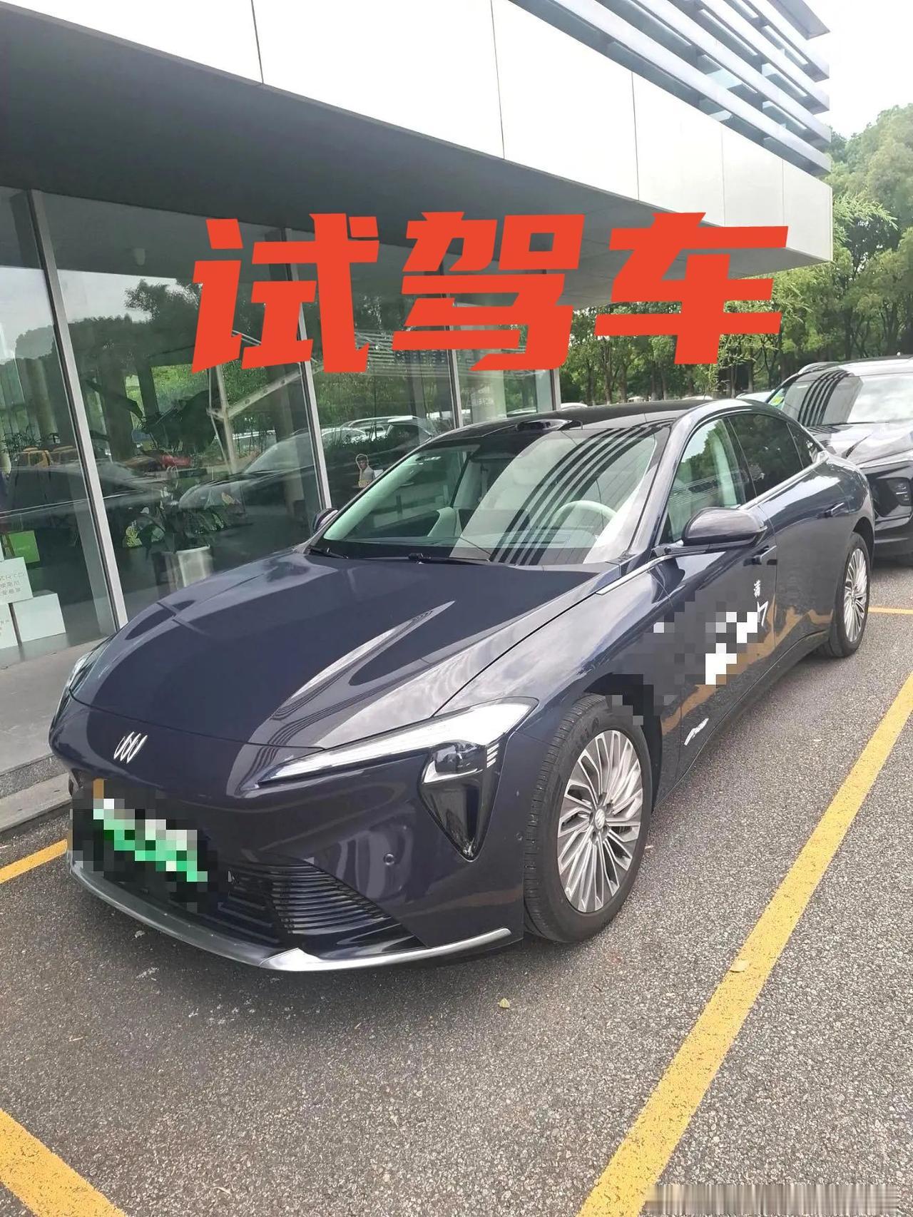 车型:别克2026款至境L7艾维亚​车况:原版原漆实表4000​售价: