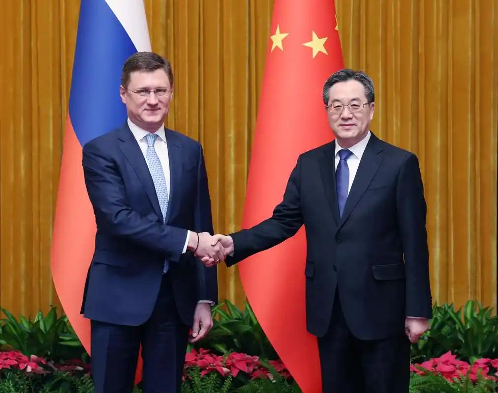 这就是中国回应美国的方式！美国声称，若中国与俄罗斯合作将采取相应措施。 去年