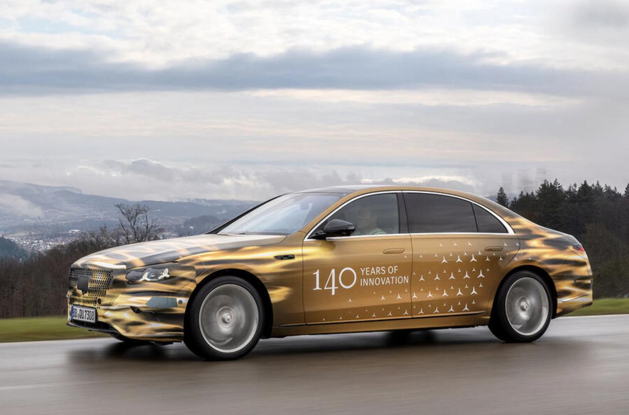 新款奔驰S级将于1月29日首发：中期改款超50%部件重新设计！新款奔驰S级前脸