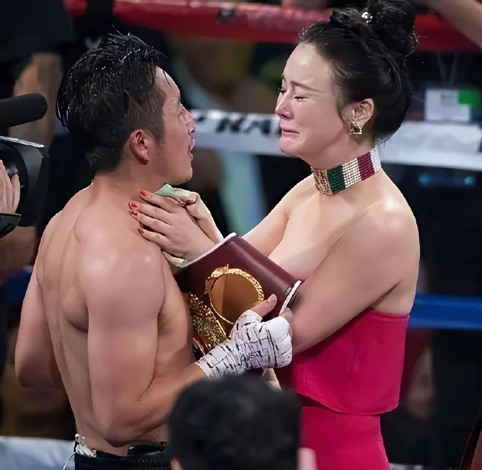 冉莹颖晒家里节约开销，难道邹市明真的投资失败了。她老婆不是他经纪人嘛！​​​