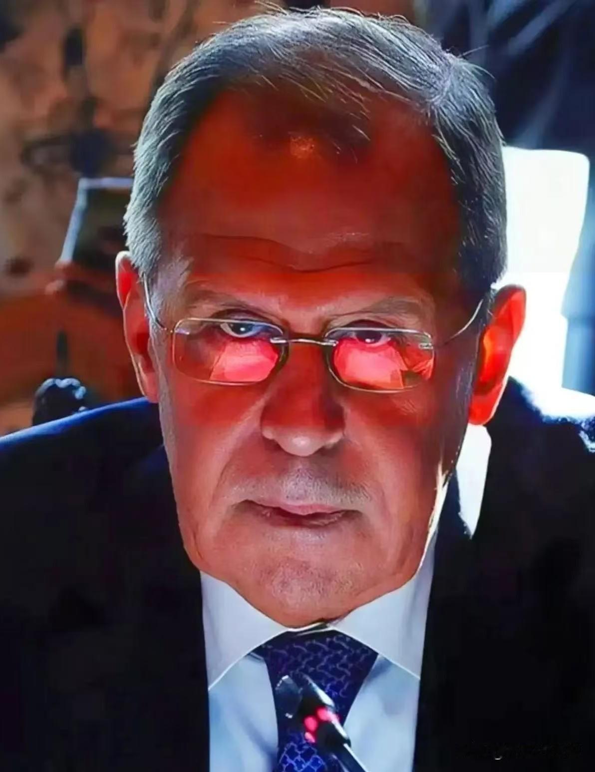 拉夫罗夫发飙了！12月28日，俄罗斯外长拉夫罗夫发出强硬警告：如果欧洲