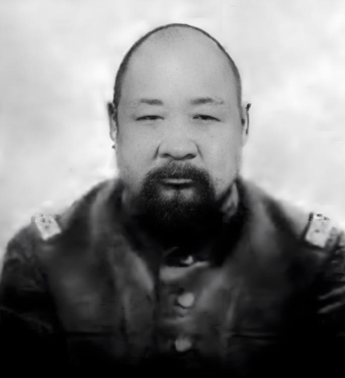 1900年，慈禧调武卫中军炮队炮轰东交民巷使馆区。炮队统领张怀芝领命后，内心忐